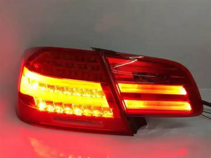 e92 tail lights